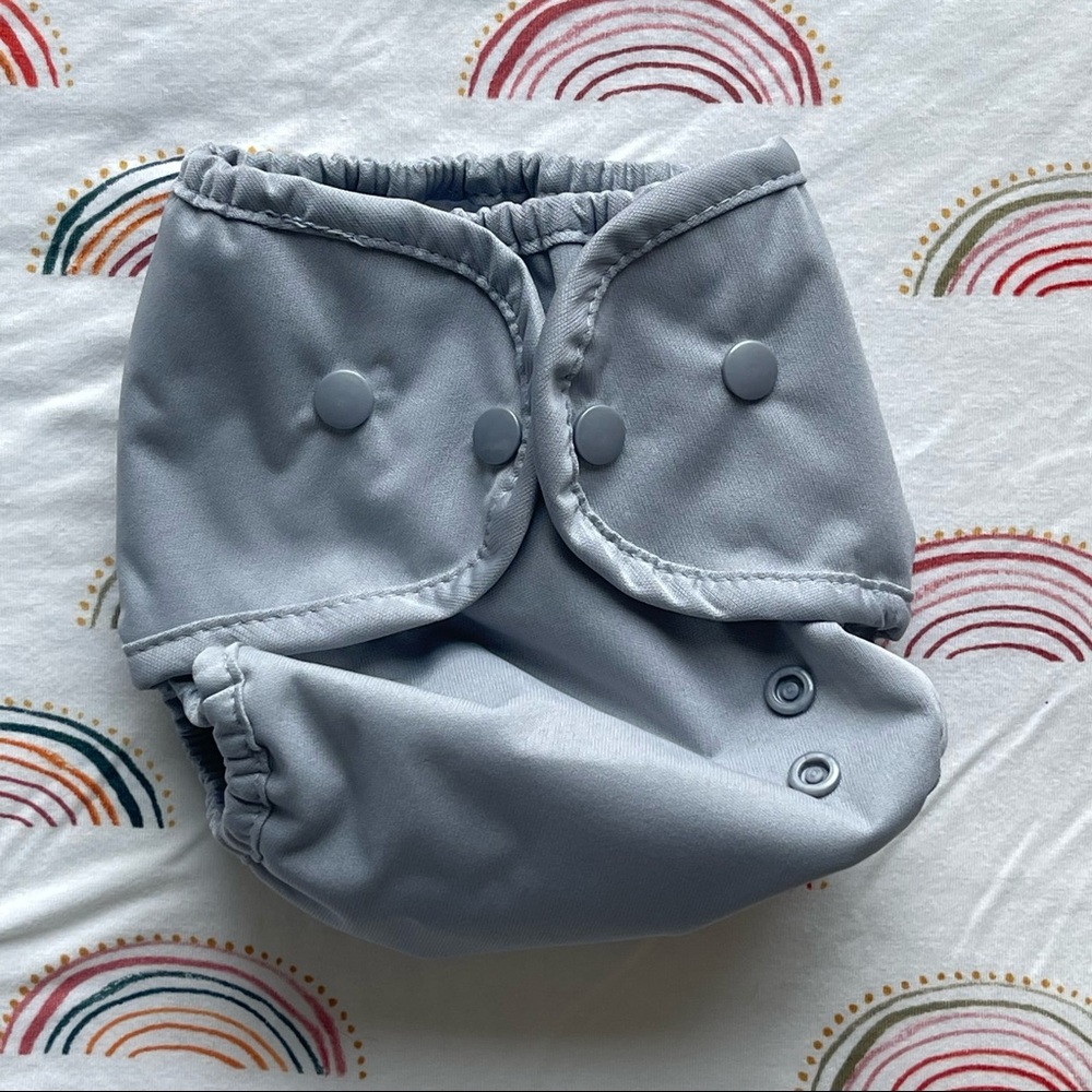 NWT Thirsties Reusable Cloth Diaper Cover, gray, snap closure size 1…